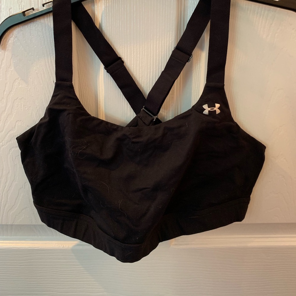 UNDER ARMOUR Sports Bra size XL